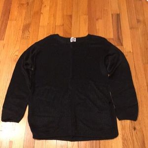 SAKS FIFTH AVENUE SWEATER